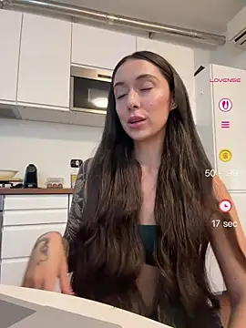 emiliasommer online show from 1, 6, 2026
