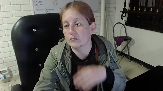 ViioletaMora online show from 20, 2, 2025