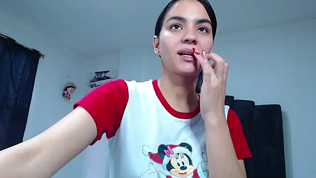 Ariel Zeo1 online show from 15, 11, 2025