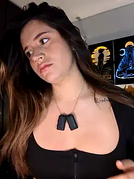 maliciaworld online show from 24, 4, 2026