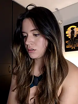 maliciaworld online show from 27, 4, 2026