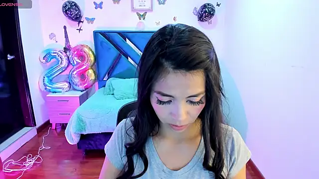 Aylinn diaz online show from 26, 1, 2025