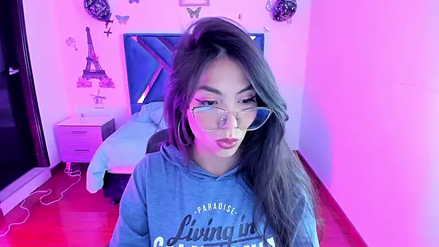 Aylinn diaz online show from 27, 1, 2025