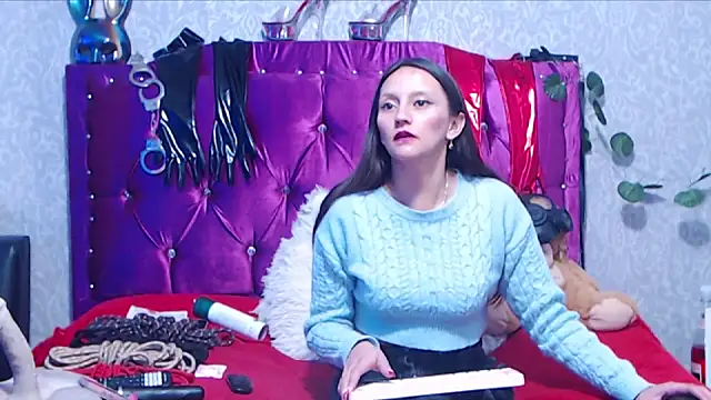 AyshaScott online show from 10, 2, 2026