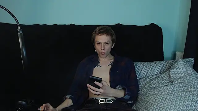Snapshot of axxxturel chatting on 2, 12, 2024 axxxturel online show from 2, 12, 2024