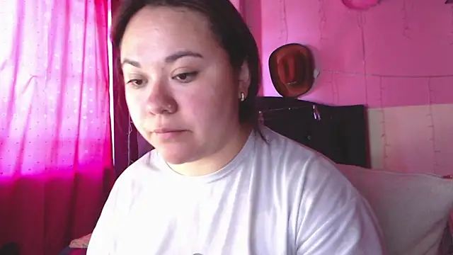 NikkiRous  online show from 25, 2, 2026