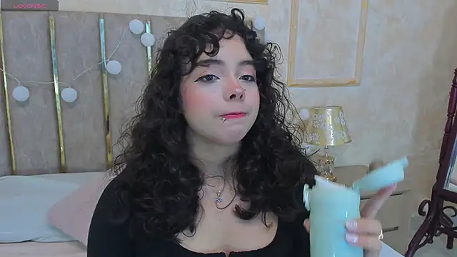 Snapshot of Cheerrysweett chatting on 3, 1, 2025 Cheerrysweett online show from 3, 1, 2025