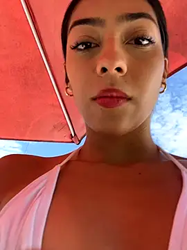 Snapshot of Ema_azel chatting on 9, 9, 2025 Ema azel online show from 9, 9, 2025