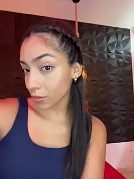 Snapshot of Ema_azel chatting on 8, 10, 2025 Ema azel online show from 8, 10, 2025