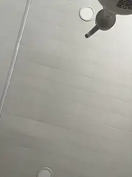 Snapshot of Ema_azel chatting on 10, 10, 2025 Ema azel online show from 10, 10, 2025