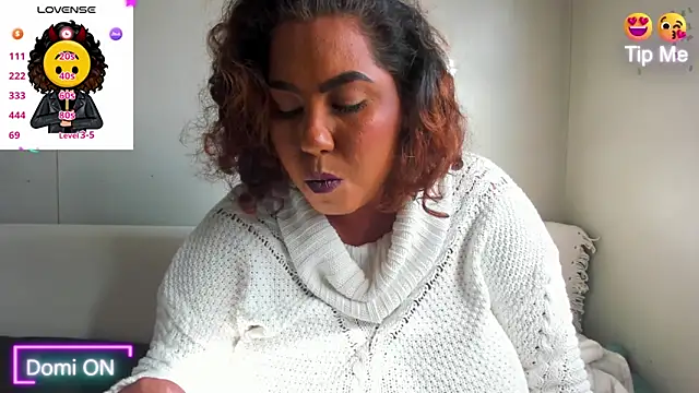 isobeladams20 online show from 13, 12, 2024