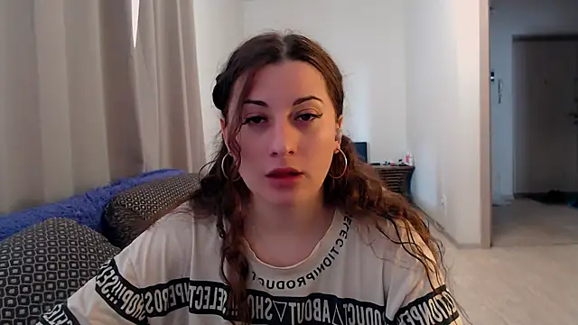 Snapshot of Helen_Adams_ chatting on 24, 6, 2026 Helen Adams online show from 24, 6, 2026