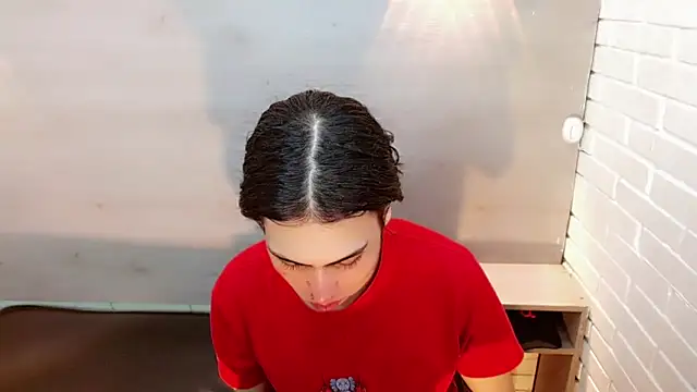 Daniela Pink  online show from 15, 11, 2025