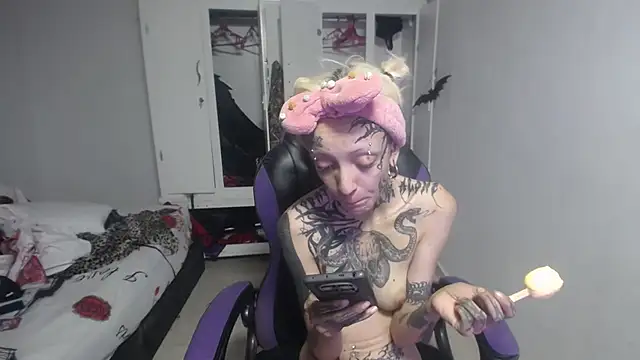 Snapshot of barbara_anal_squirt_ chatting on 26, 10, 2025 barbara anal squirt online show from 26, 10, 2025