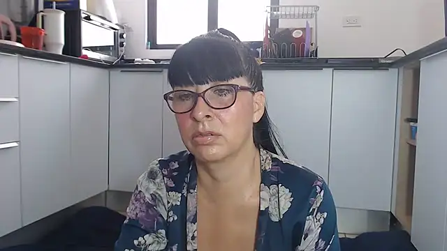 Snapshot of HellenLatin chatting on 16, 5, 2026 HellenLatin online show from 16, 5, 2026