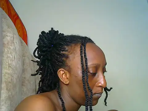 CarlaBeckky online show from 13, 2, 2025