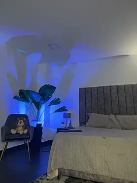 milaivanova online show from 11, 11, 2025