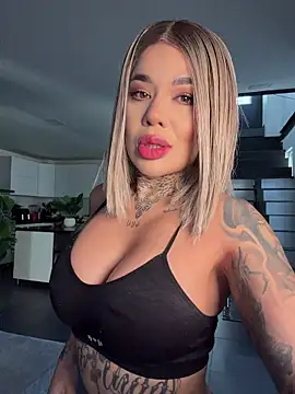 Snapshot of milaivanova chatting on 14, 4, 2026 milaivanova online show from 14, 4, 2026