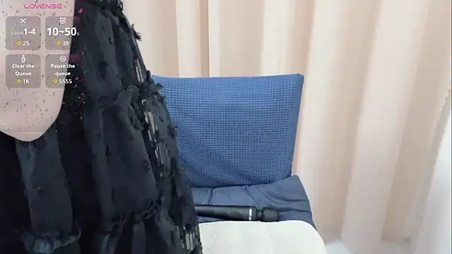 KaleAnisa online show from 14, 11, 2025