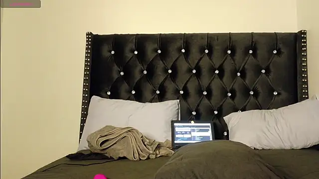 online bestie online show from 10, 11, 2025