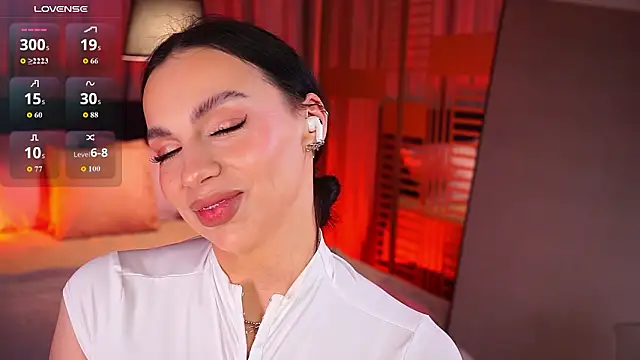 LunaNight online show from 1, 3, 2026