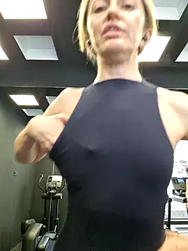 Snapshot of Miss____Mia_ chatting on 28, 2, 2025 Miss Mia online show from 28, 2, 2025