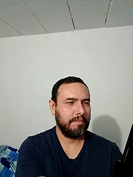 Snapshot of ElSunEagle chatting on 25, 10, 2025 ElSunEagle online show from 25, 10, 2025