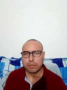 Snapshot of ElSunEagle chatting on 2, 2, 2026 ElSunEagle online show from 2, 2, 2026