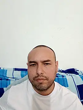 Snapshot of ElSunEagle chatting on 8, 2, 2026 ElSunEagle online show from 8, 2, 2026