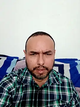 Snapshot of ElSunEagle chatting on 1, 3, 2026 ElSunEagle online show from 1, 3, 2026