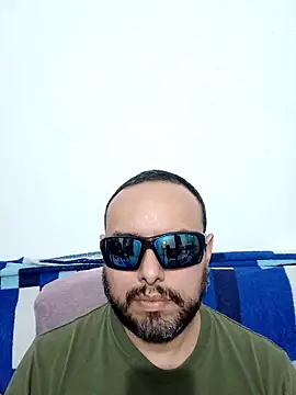 Snapshot of ElSunEagle chatting on 9, 3, 2026 ElSunEagle online show from 9, 3, 2026