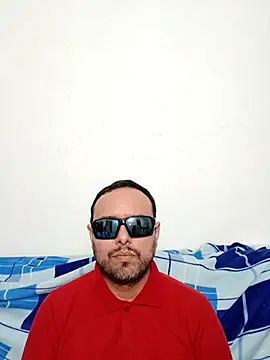 Snapshot of ElSunEagle chatting on 25, 4, 2026 ElSunEagle online show from 25, 4, 2026