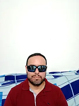 Snapshot of ElSunEagle chatting on 30, 4, 2026 ElSunEagle online show from 30, 4, 2026