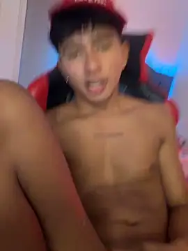 Leonarrrd 01 online show from 21, 12, 2025