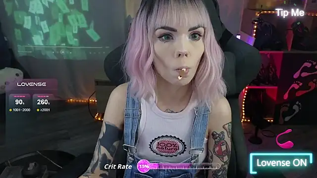 Kerry Kirk online show from 26, 11, 2025