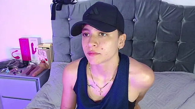 Snapshot of Antonella_Cruz02 chatting on 16, 6, 2026 Antonella Cruz02 online show from 16, 6, 2026