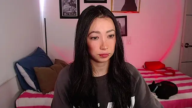 lilyy evanss online show from 23, 1, 2025