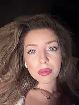 SonyaD  online show from 6, 1, 2025