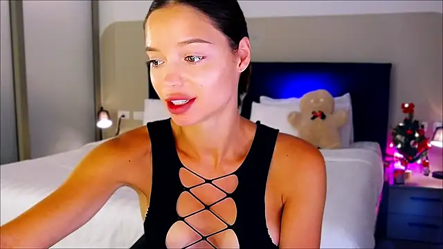 wow Mia online show from 12, 1, 2025