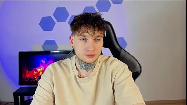 Chris Tyson online show from 1, 3, 2025