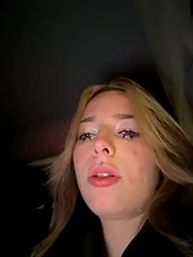 LoraaDoll online show from 12, 11, 2025