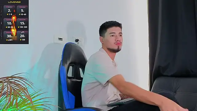 EdwardRoss  online show from 20, 12, 2025