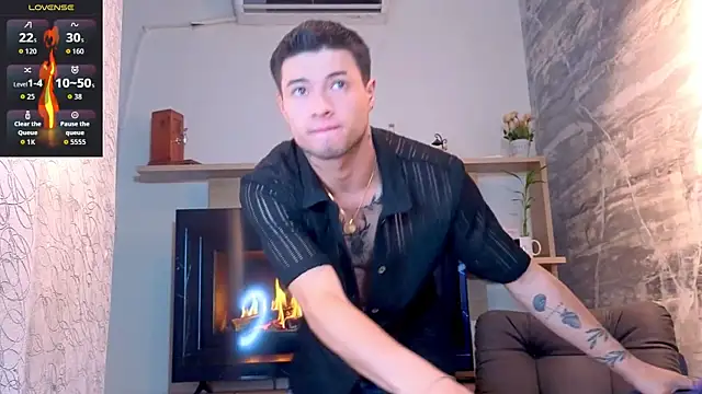 Snapshot of EdwardRoss_ chatting on 9, 7, 2026 EdwardRoss online show from 9, 7, 2026