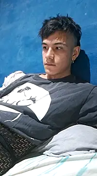 Snapshot of LYZBORNHD chatting on 20, 1, 2025 LYZBORNHD online show from 20, 1, 2025