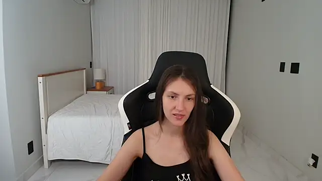 Snapshot of upssnowy chatting on 28, 7, 2026 upssnowy online show from 28, 7, 2026