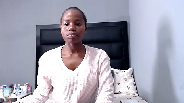 Snapshot of LongPussyLipsxx chatting on 1, 11, 2025 LongPussyLipsxx online show from 1, 11, 2025