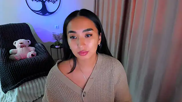 worldofkim online show from 14, 10, 2025