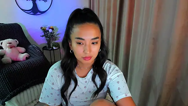 worldofkim online show from 30, 10, 2025