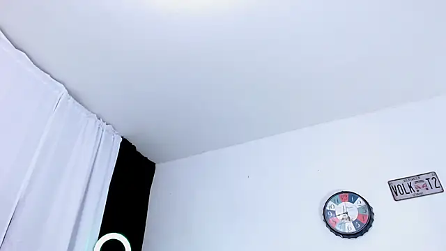 Snapshot of Antonywebb94 chatting on 9, 4, 2026 Antonywebb94 online show from 9, 4, 2026