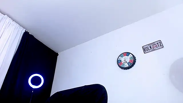 Snapshot of Antonywebb94 chatting on 14, 4, 2026 Antonywebb94 online show from 14, 4, 2026